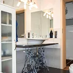 Beautiful In With Wifi Holiday home *