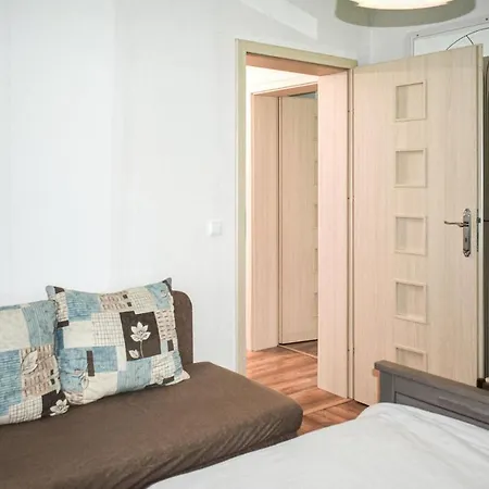2 Bedroom Stunning In Wrzosowo (Kamien)